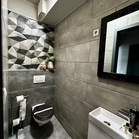 Comfort Downtown Daire *